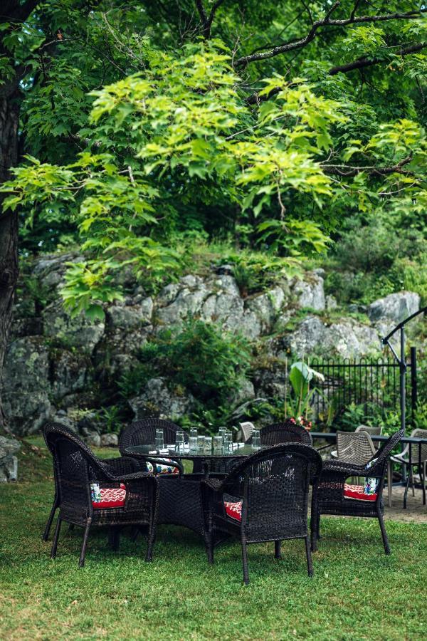 Domaine Jolivent Hotel Lac-Brome Exterior photo